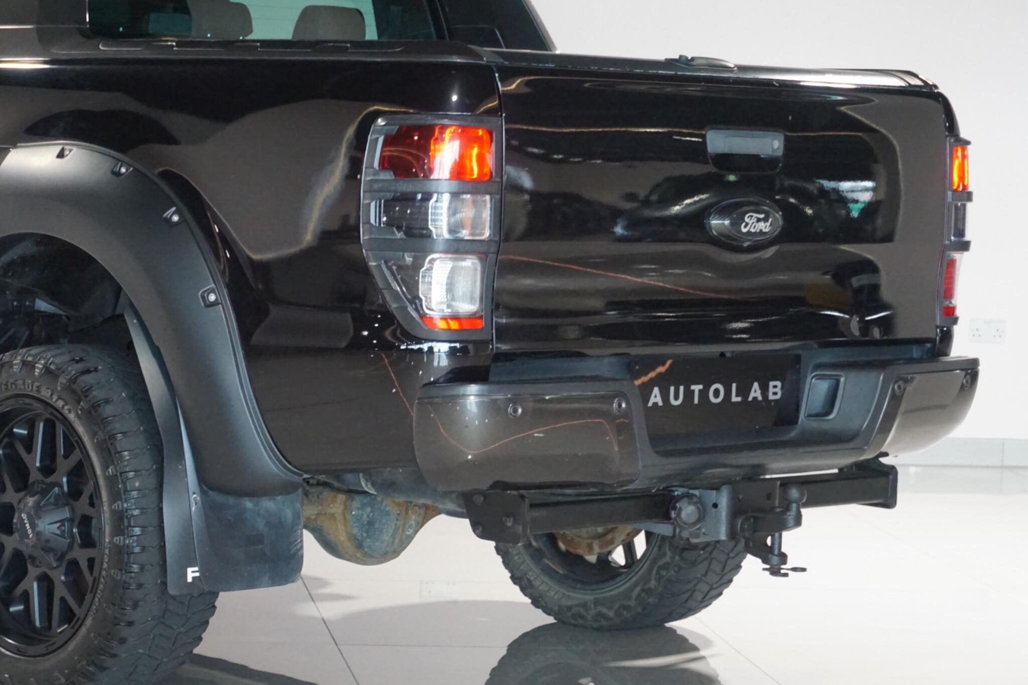 Ford Ranger 3.2 TDCi Wildtrak Pickup Double Cab 4dr Diesel Auto 4WD Euro 5 (200 ps)